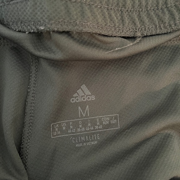 TWO Adidas athletic shorts - Picture 7 of 7